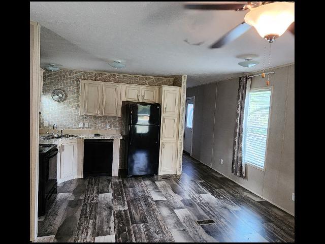 Building Photo - 5404 S Landmark Cir