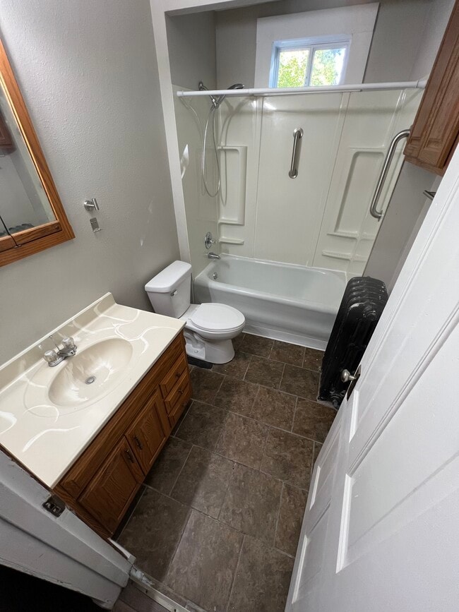 Building Photo - 394 Nevada St