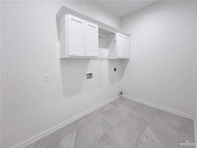 Building Photo - 27 E Tassajara St
