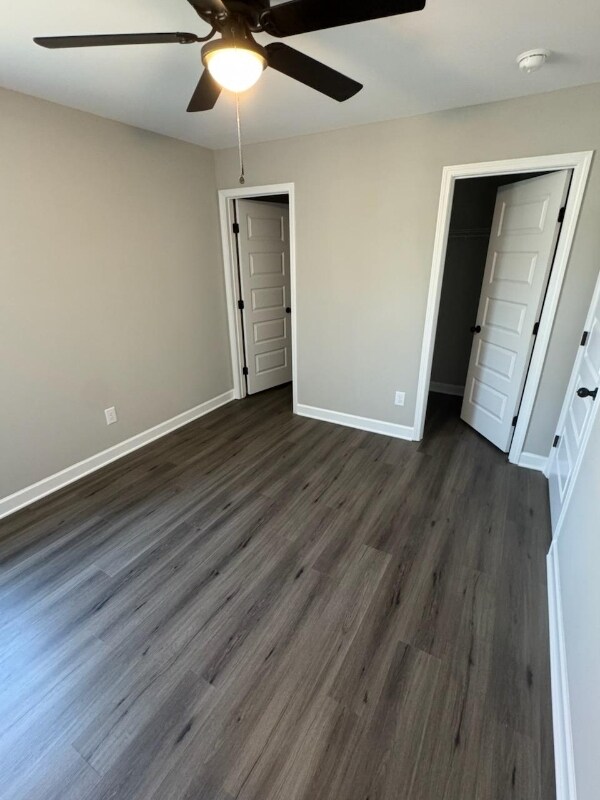 Building Photo - 402 E Bledsoe St