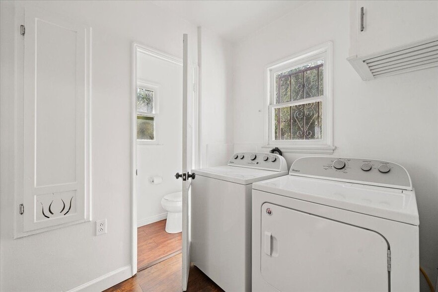 Building Photo - 4281 McClung Dr