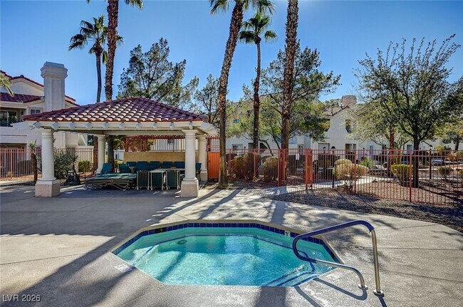 Building Photo - 760 Hunters Creek Ln