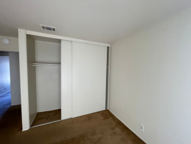 Building Photo - 3511 De Leone Rd