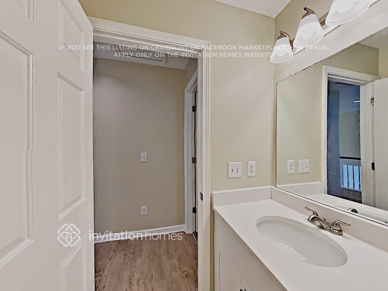 Building Photo - 897 Dunlin Fields Dr