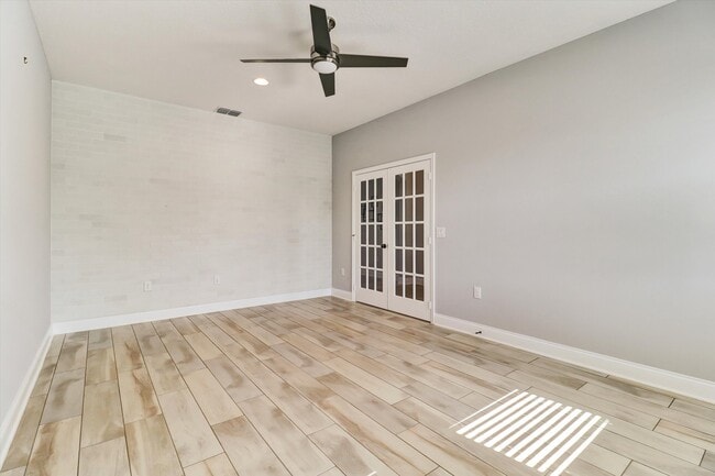 Building Photo - 1856 Napoli Dr