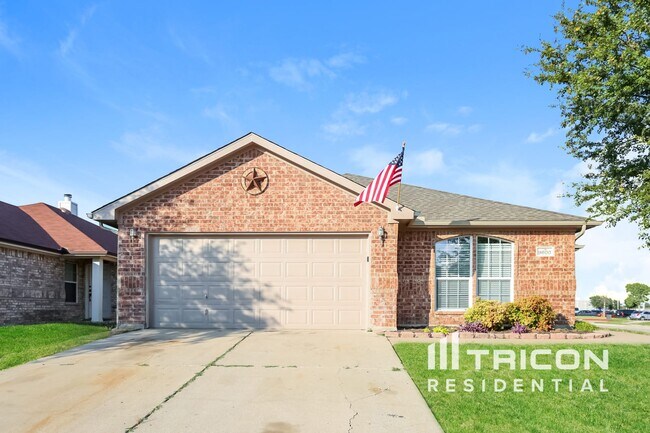 Primary Photo - 9600 Orinda Dr