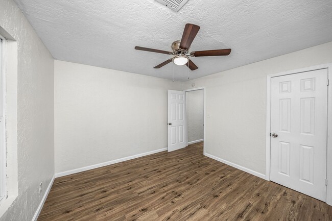 Building Photo - Remodeled Kitchen