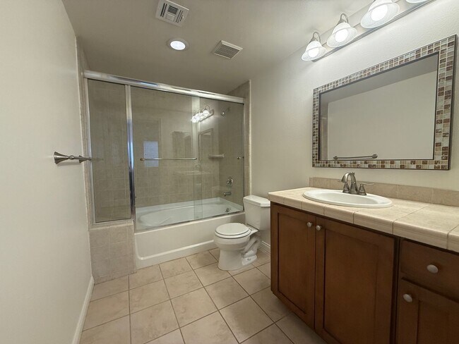 Building Photo - 4609 Kester Ave