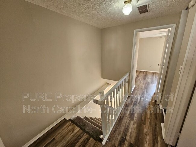 Building Photo - 9445 Lexington Cir