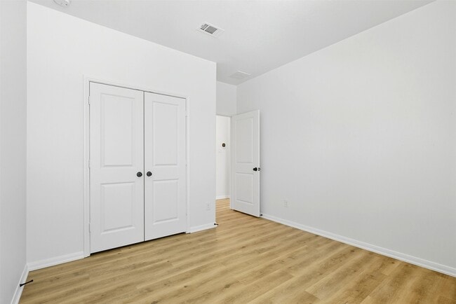 Building Photo - 15842 Formaston Forest Dr