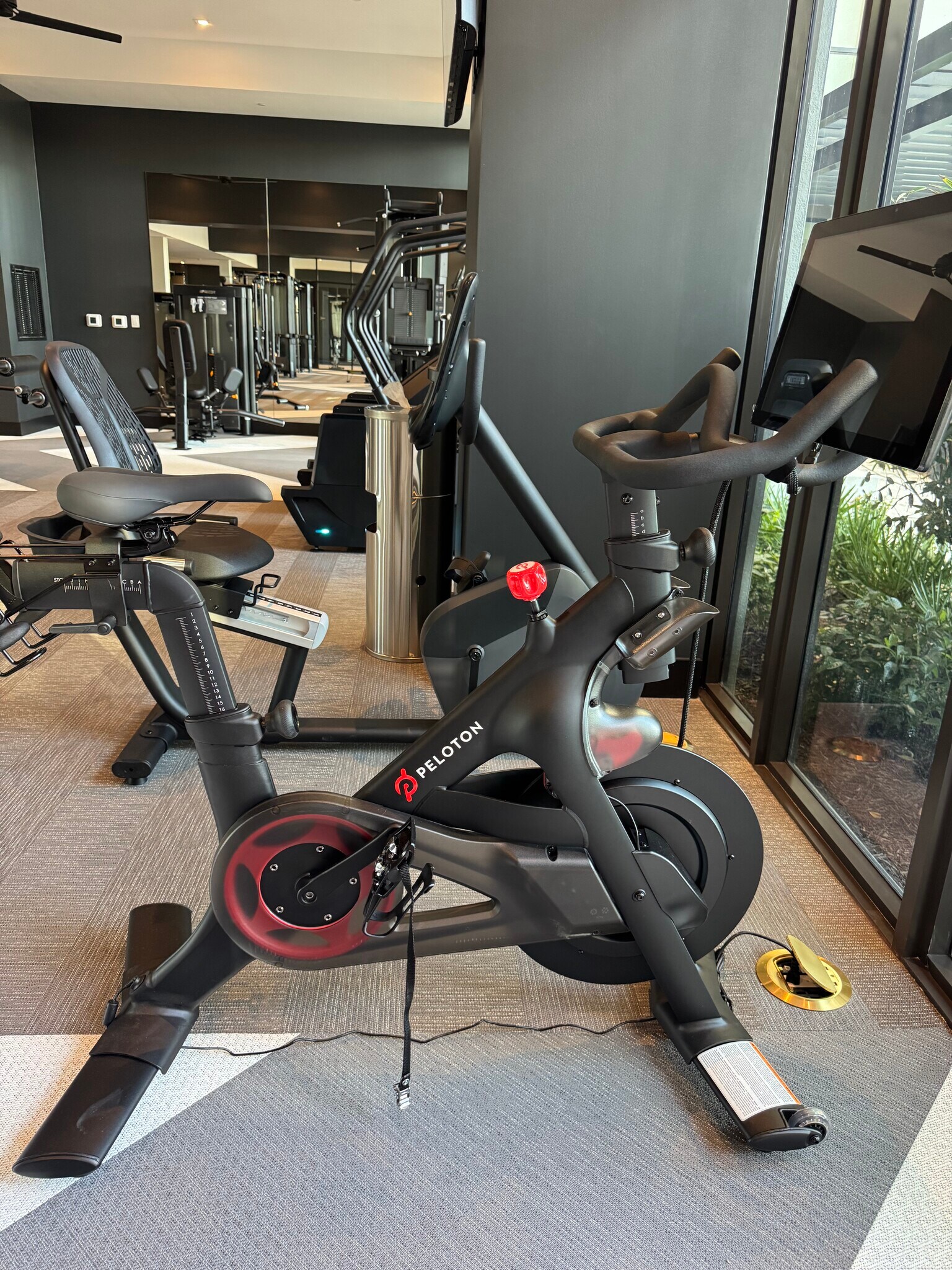 Building Photo - 1640 NE 125th St