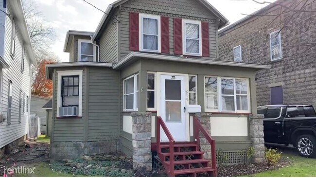 Primary Photo - 3 br, 1 bath House - 615 12th St