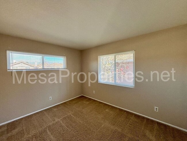 Building Photo - 15572 Ficus St