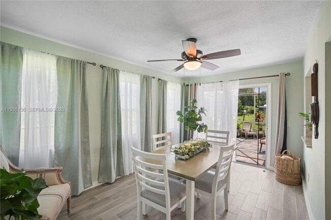 Building Photo - 142 NW 10th Ct