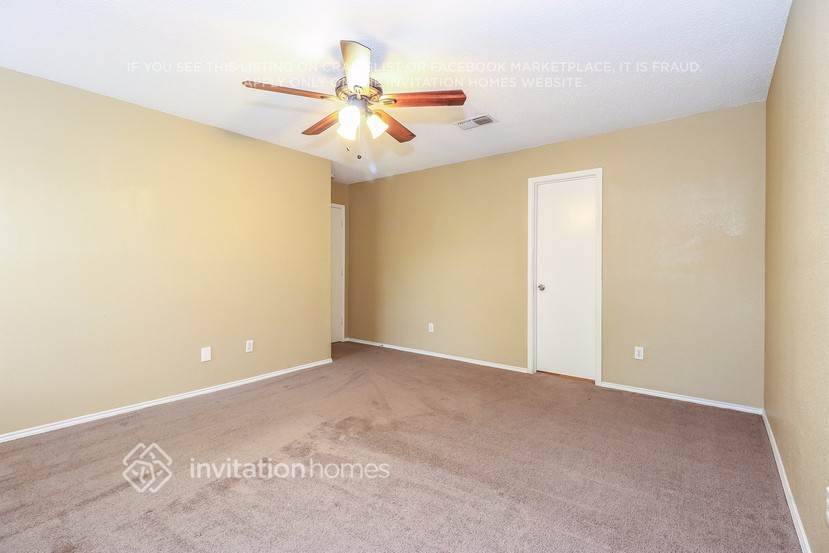 Building Photo - 5813 Northfield Dr