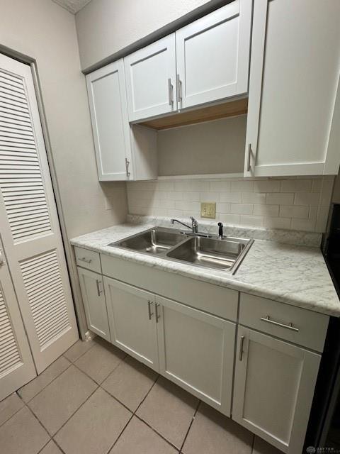 Building Photo - 246 Oak St