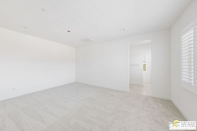 Building Photo - 35923 Hinksey St