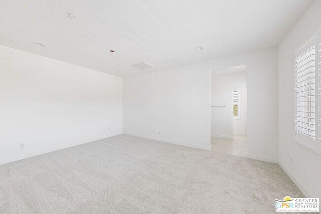 Building Photo - 35935 Hinksey St