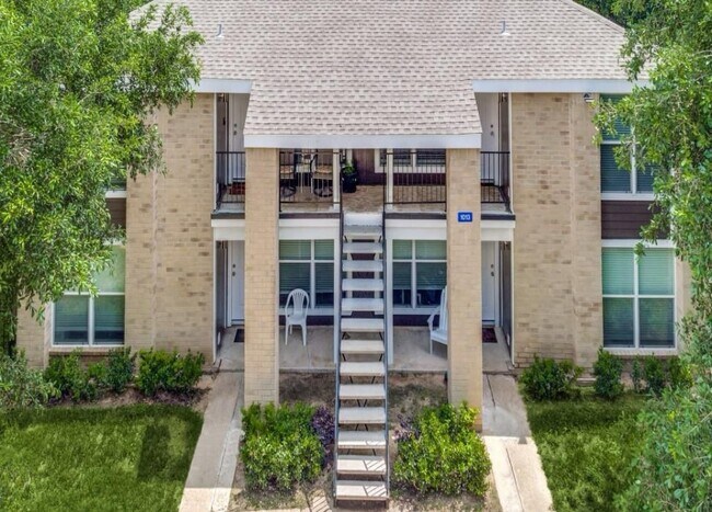 Building Photo - 1013 Gunnison St