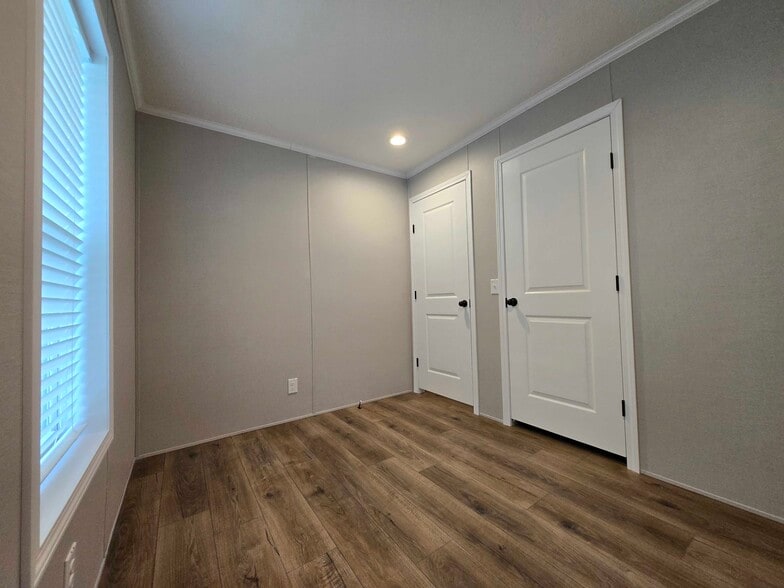 Building Photo - 52212 Worthington Ln