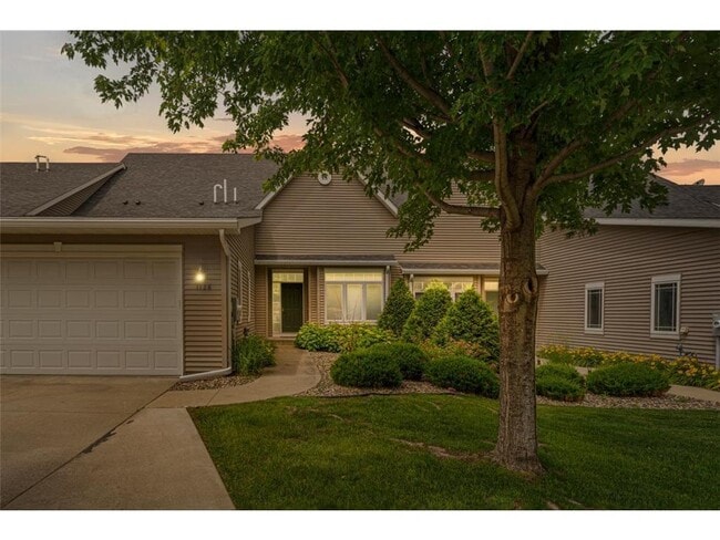 Primary Photo - 1128 Shumway Ct