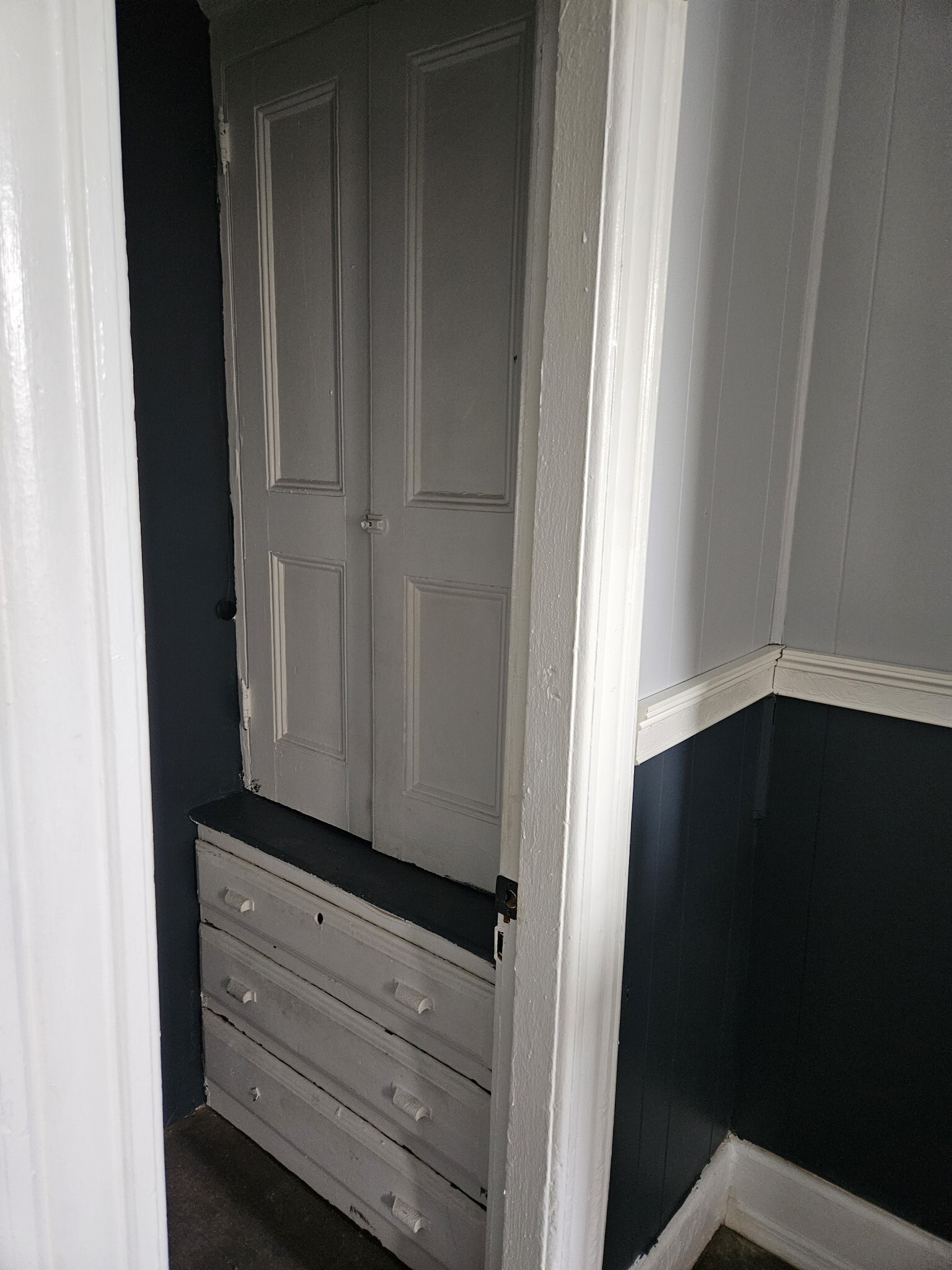 Building Photo - 693 Macdonough St