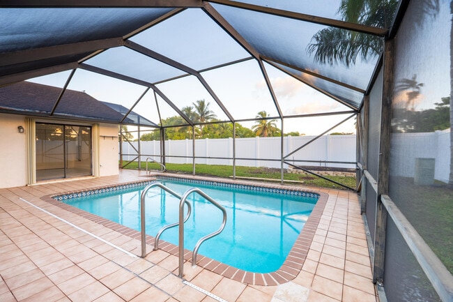 Building Photo - 22651 SW 8th Ct