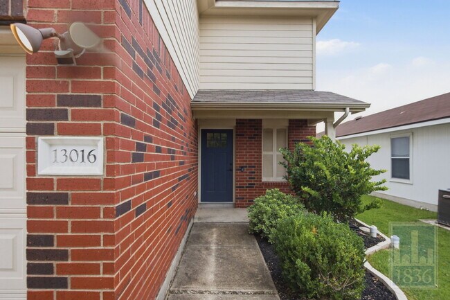 Building Photo - 13016 Wedding Dr