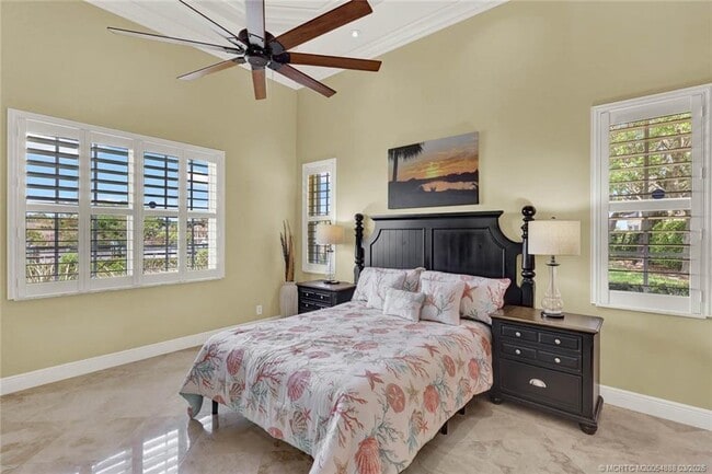 Building Photo - 2434 SW Island Creek Trail