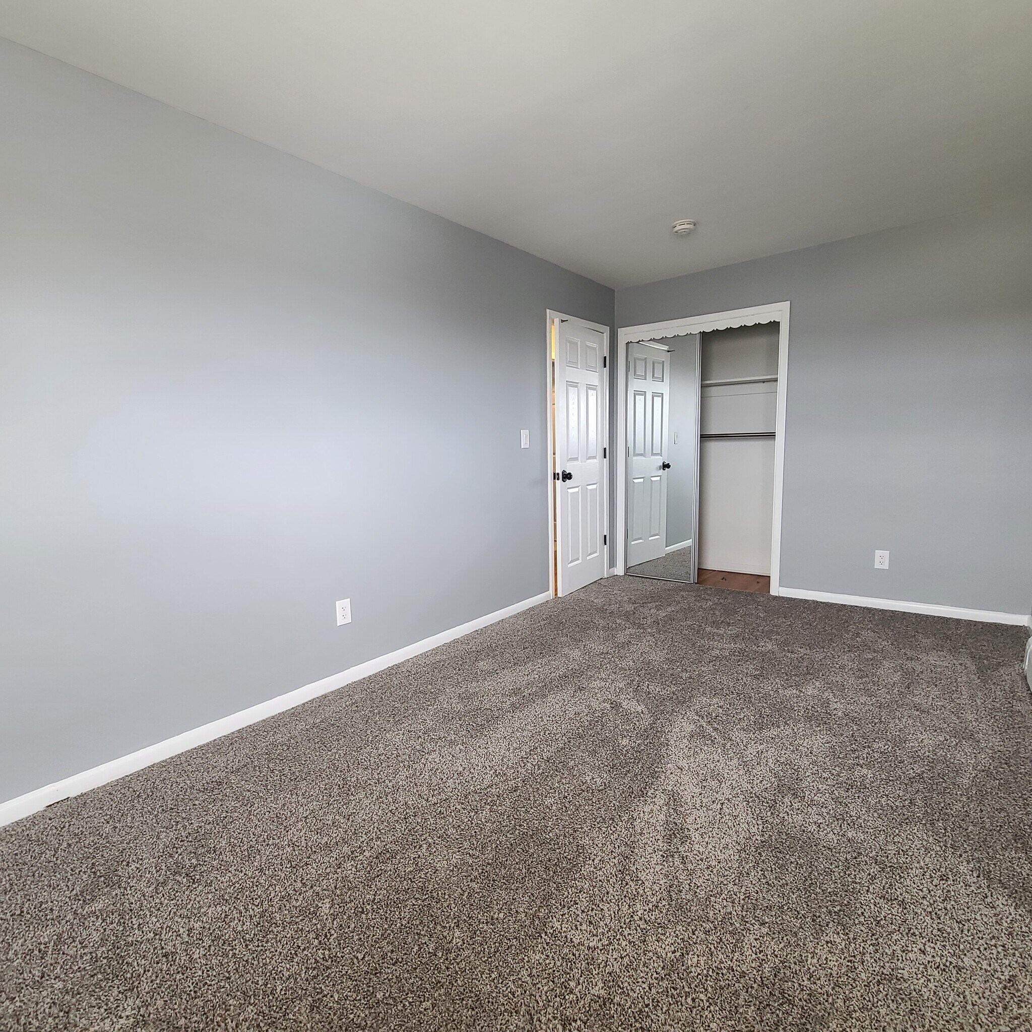 Building Photo - 5211 Cottage Ave