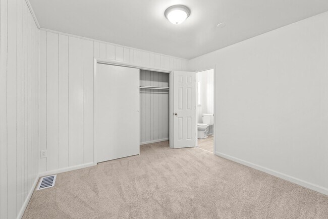 Building Photo - 1820 33rd St Ensley