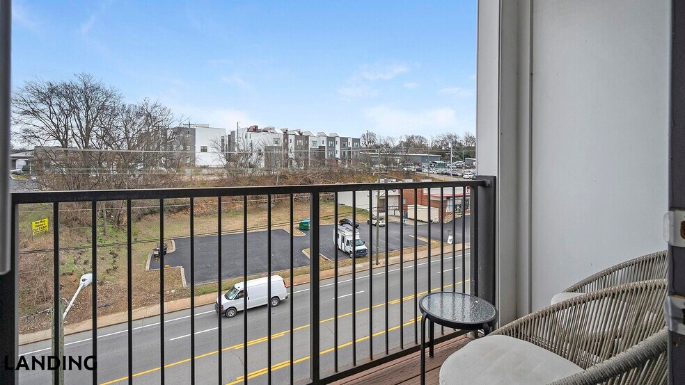 Building Photo - 2165 Nolensville Pk