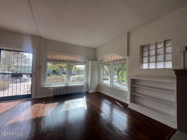 Building Photo - 1203 Madeline Dr