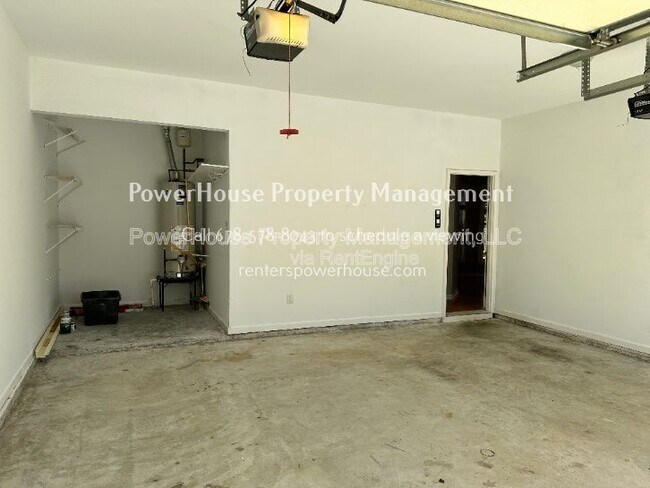 Building Photo - 2403 Walnut Tree Ln