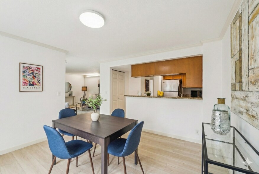 Building Photo - 12036 100th Avenue Northeast