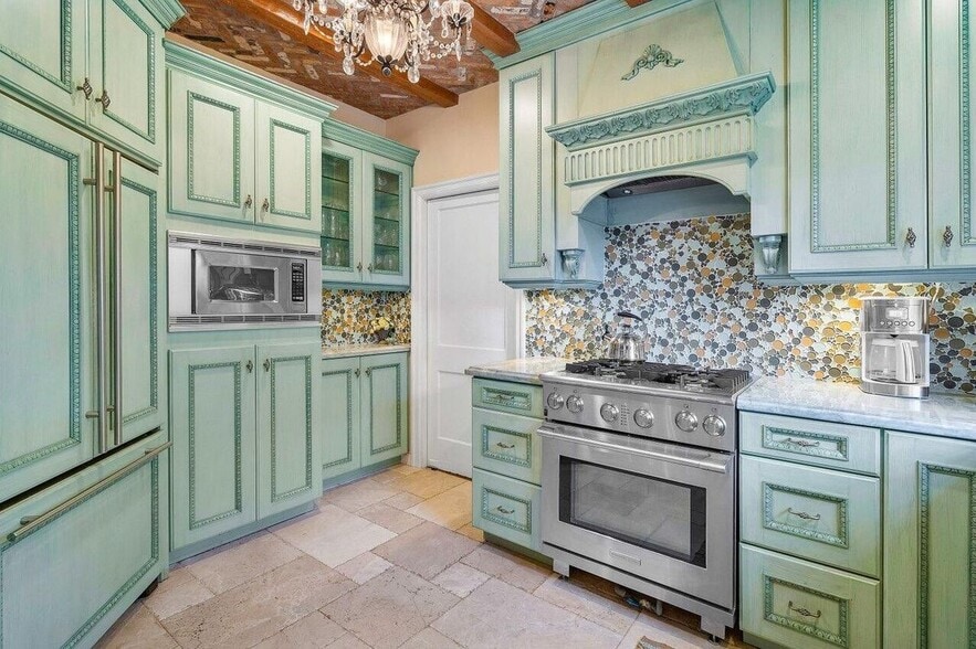 Building Photo - 521 N Swinton Ave