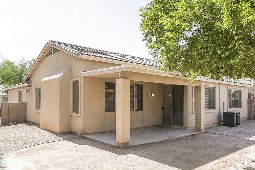 Building Photo - 7308 W Superior Ave