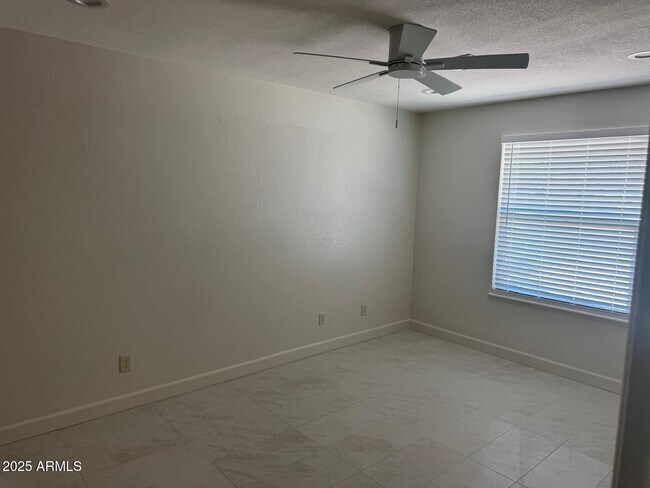 Building Photo - 8837 W Highland Ave
