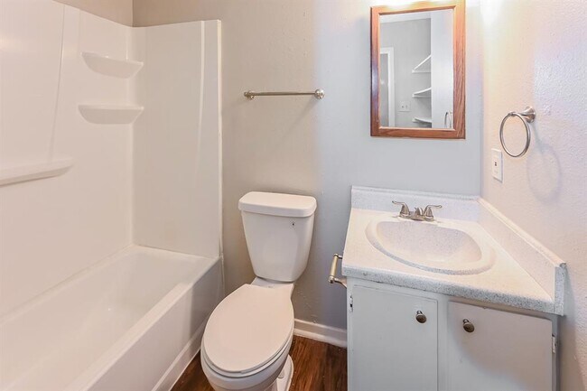 Building Photo - 6316 Porterway Dr
