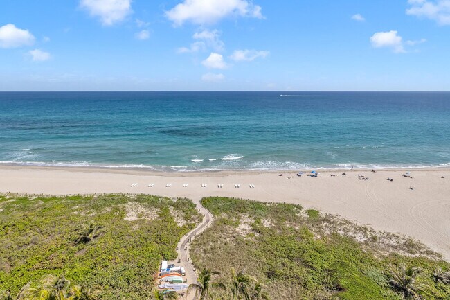 Building Photo - 3000 S Ocean Blvd