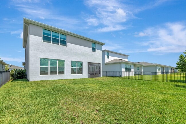 Building Photo - 10696 SW Estella Ln
