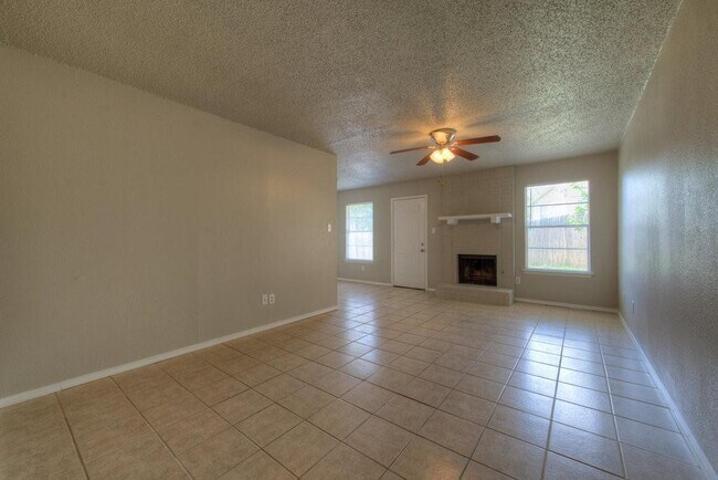 Building Photo - 2412 Burleson Ct