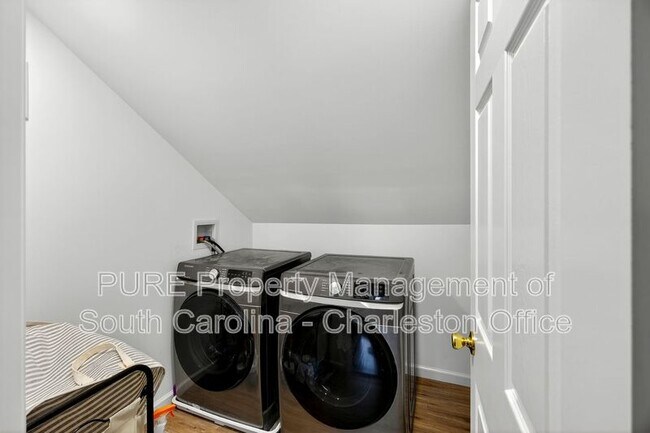 Building Photo - 8591 Cislo Ct