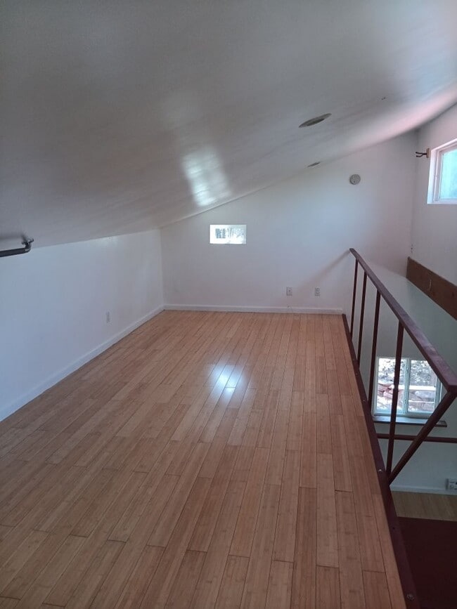 Building Photo - COZY HOME IN THE BEAUTIFUL TOWN OF TIJERAS | Showings available NOW!!