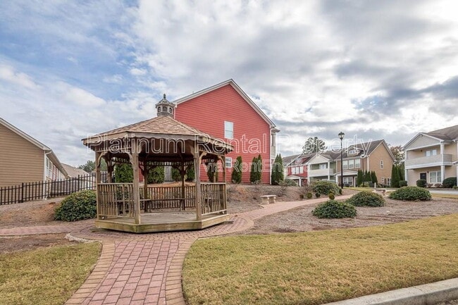 Building Photo - 1733 Brookside Lay Cir