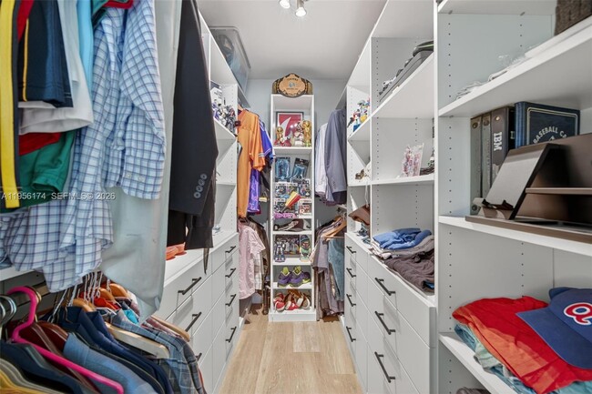 Building Photo - 7929 SW 104th St