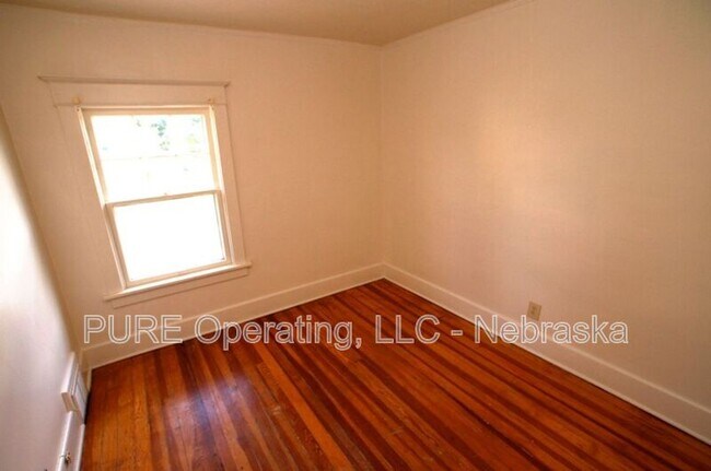 Building Photo - 1474 Spencer St