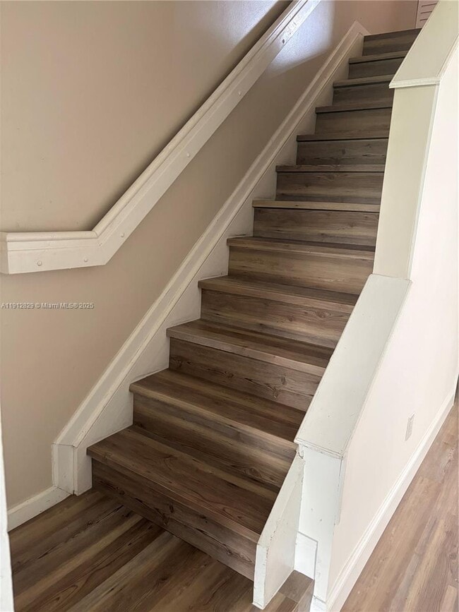 Building Photo - 50 Whitehead Cir