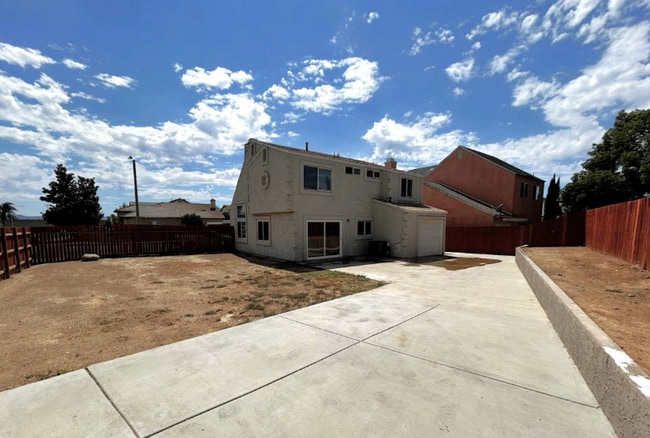 Building Photo - 8030 Linares Ave
