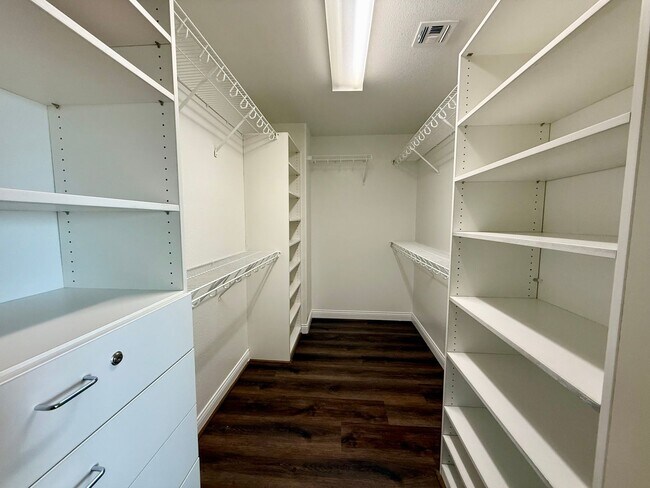 Building Photo - COMING SOON 5/BD 3/BA Home W/ Expansive Yard, Solar Panels, and No Rear Neighbors!